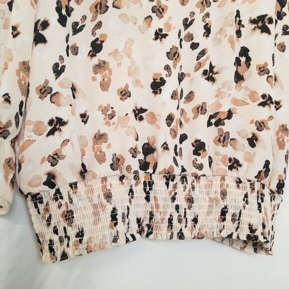 Philosophy Pullover V-Neck Animal Print Top Smocked At Hem Ruffled Sleeve Size M - Picture 3 of 9